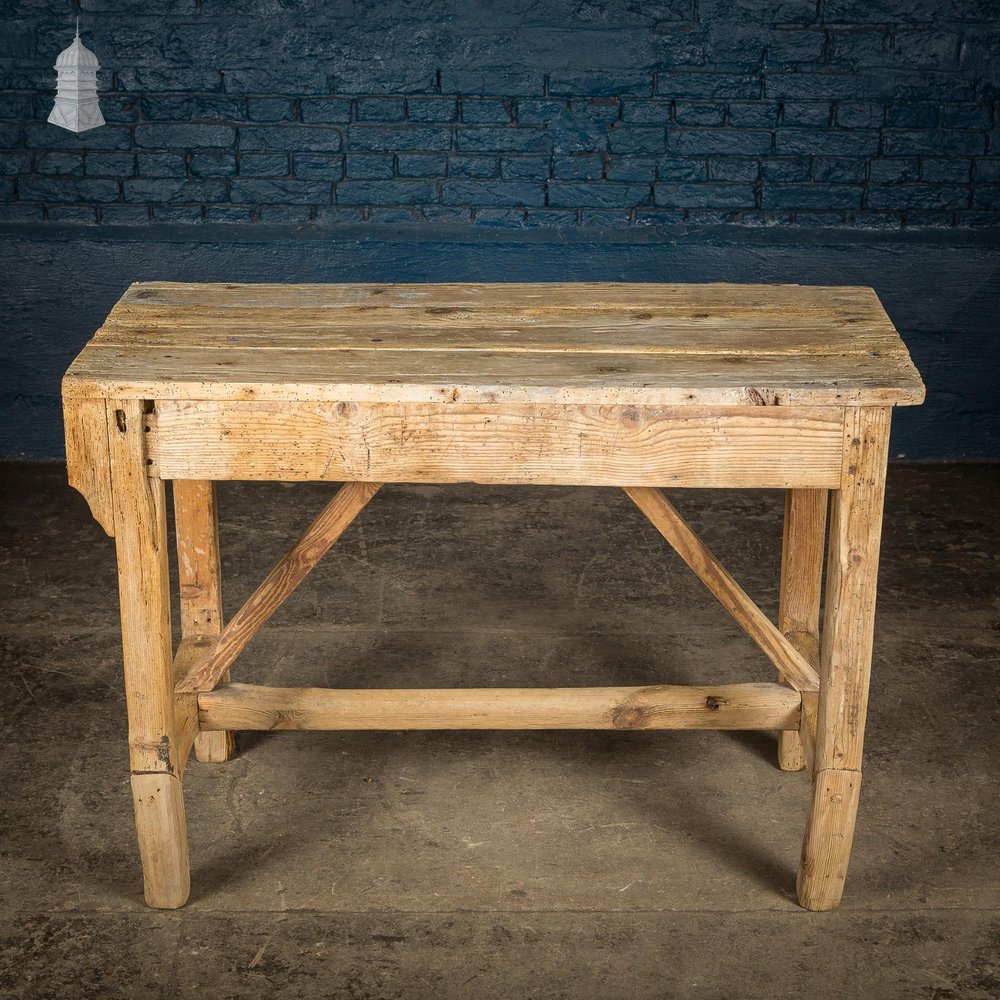 NR54921: Early 18th C Small Rustic Pine Work Table