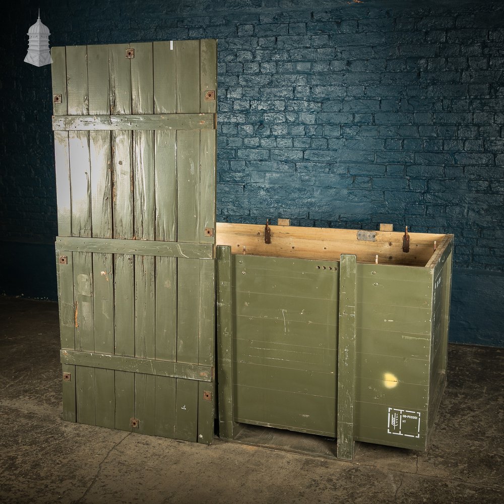 Large Green Painted Aircraft Parts Shipping Crate Reclaimed From a Norfolk RAF Base