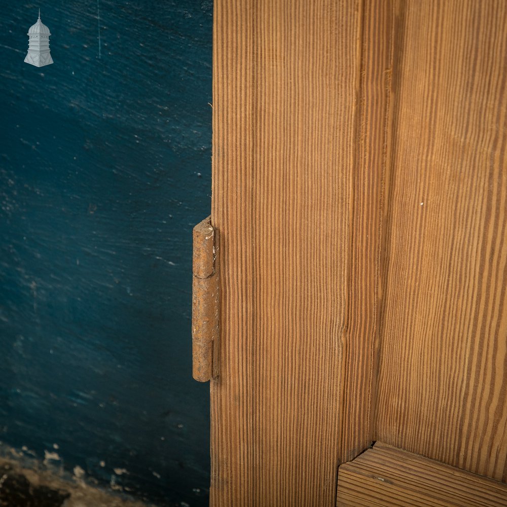 Pitch Pine Door, 19th C 6 Panel Internal Door