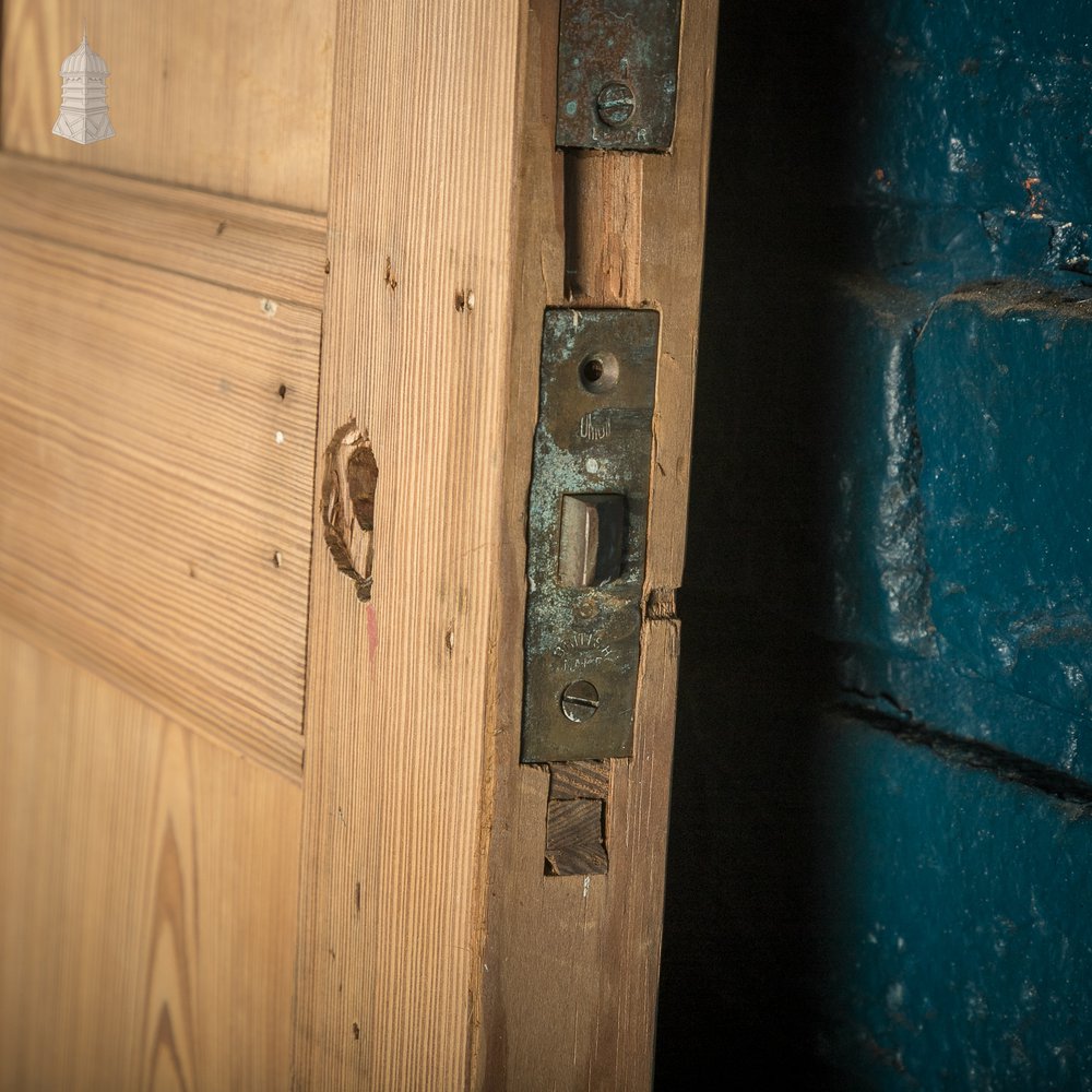 Pitch Pine Door, 19th C 6 Panel Internal Door