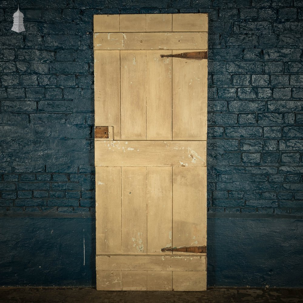 Plank & Ledge Door