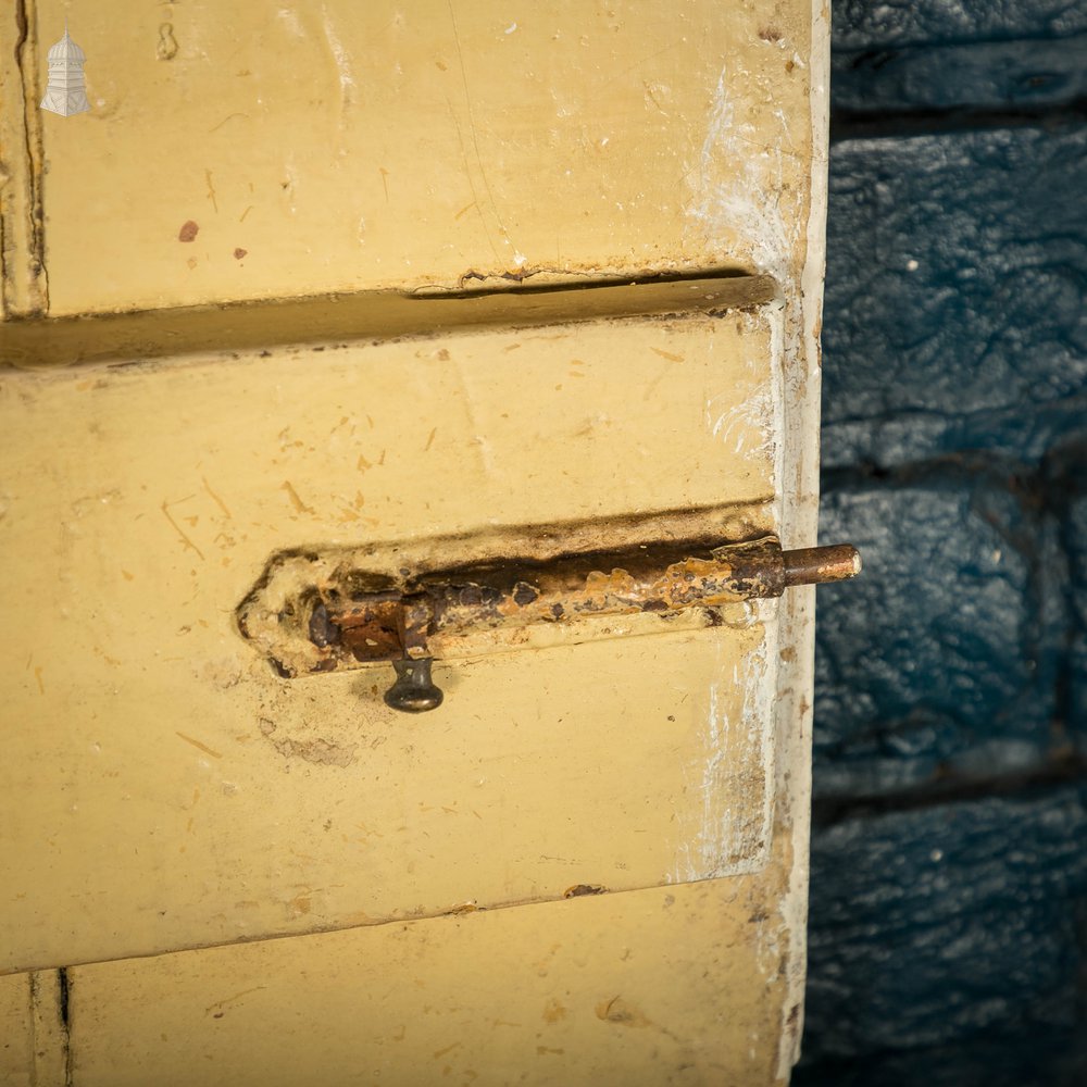 Plank & Ledge Door, Distressed Paint Finish, Strap Hinges