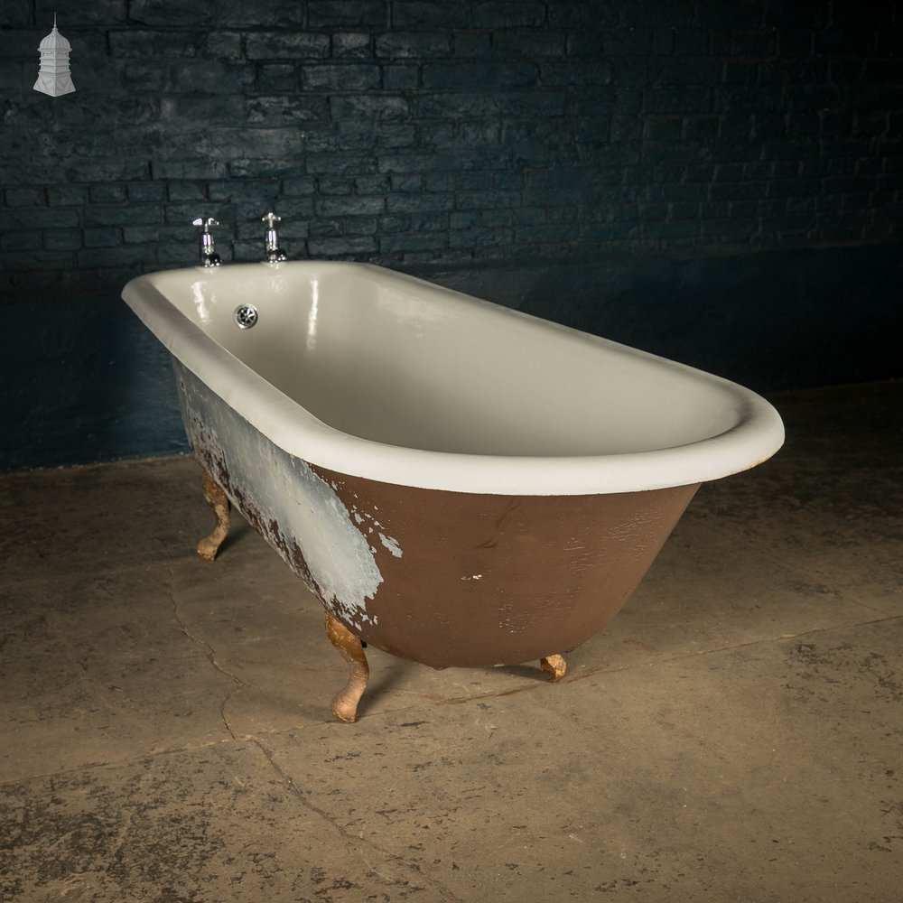 Roll Top Bath, 6.5ft Long Cast Iron, on Legs with Taps