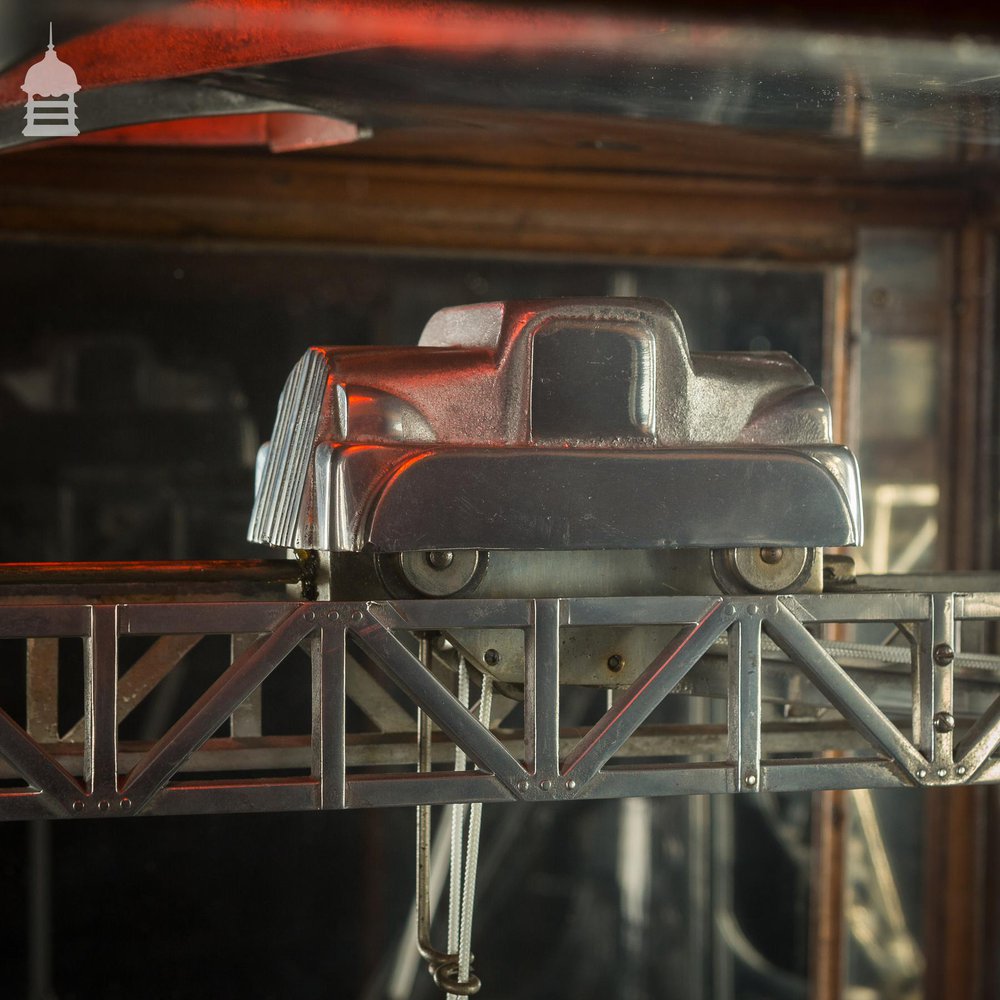 Vintage Art Deco Arcade Grab Machine