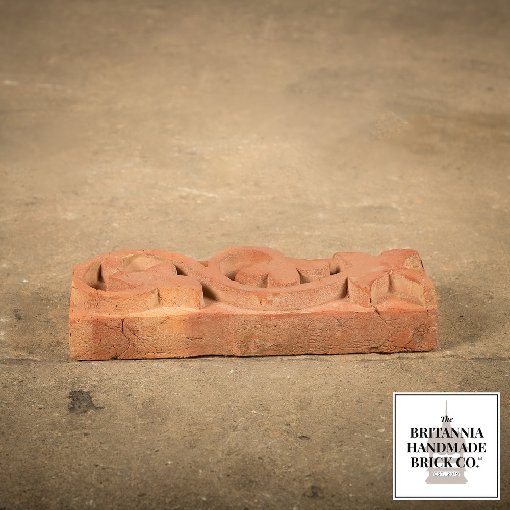 Britannia Red Brick Special Decorative Arts & Crafts Floral Slip – BSB10