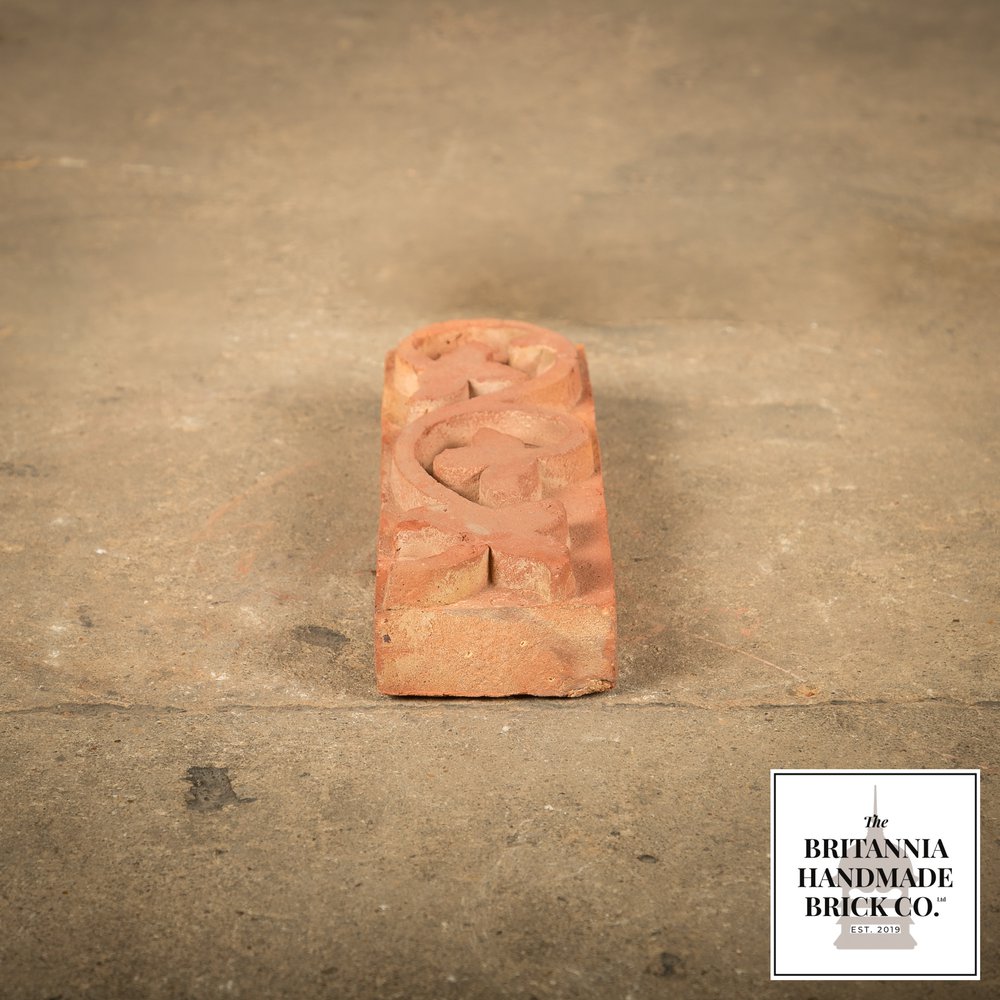Britannia Red Brick Special Decorative Arts & Crafts Floral Slip – BSB10