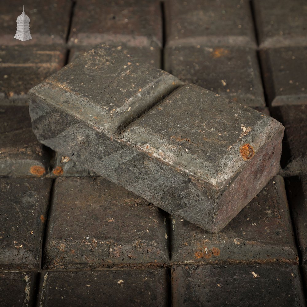 Reclaimed Stable Bricks, Staffordshire Blue Doubles, 122 Pavers