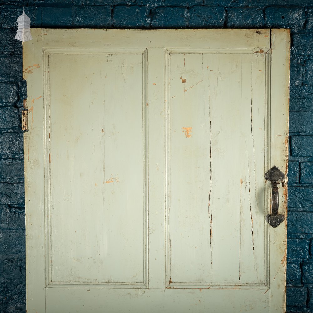 4 Panel Door with Suffolk Latch