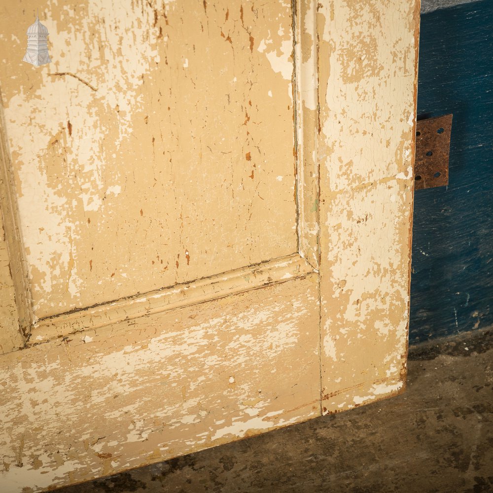 6 Panel Door, Six Moulded Panels, Distressed Paint