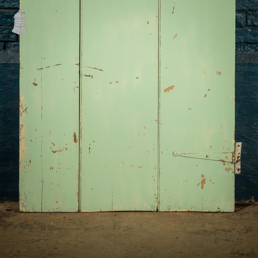 Plank & Ledge Door, Reclaimed with Distressed Green Paint