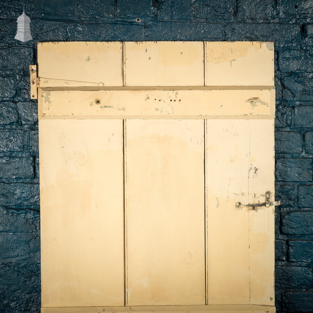 Reclaimed 3 Plank Door – Distressed Cream Paint