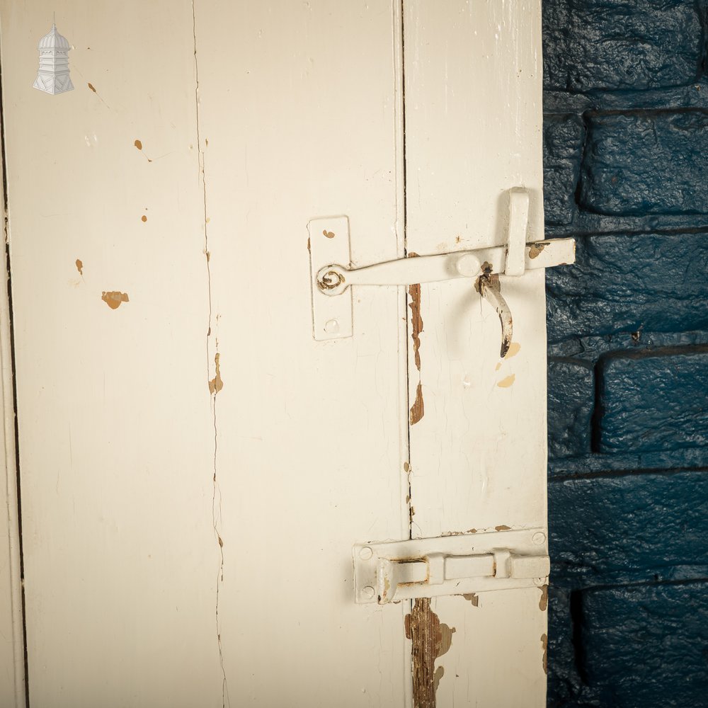 Ledged Plank Cottage Door, Reclaimed Distressed Paint