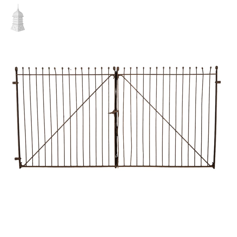 Traditional Driveway Gates, Wrought Iron, Spearhead Finials
