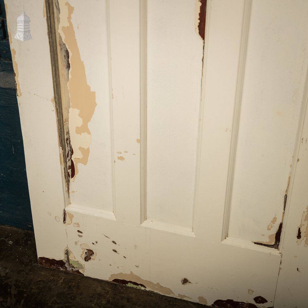 1930s 4-Panel Door – Distressed White, Beehive Handles, Original Locks & Hinges