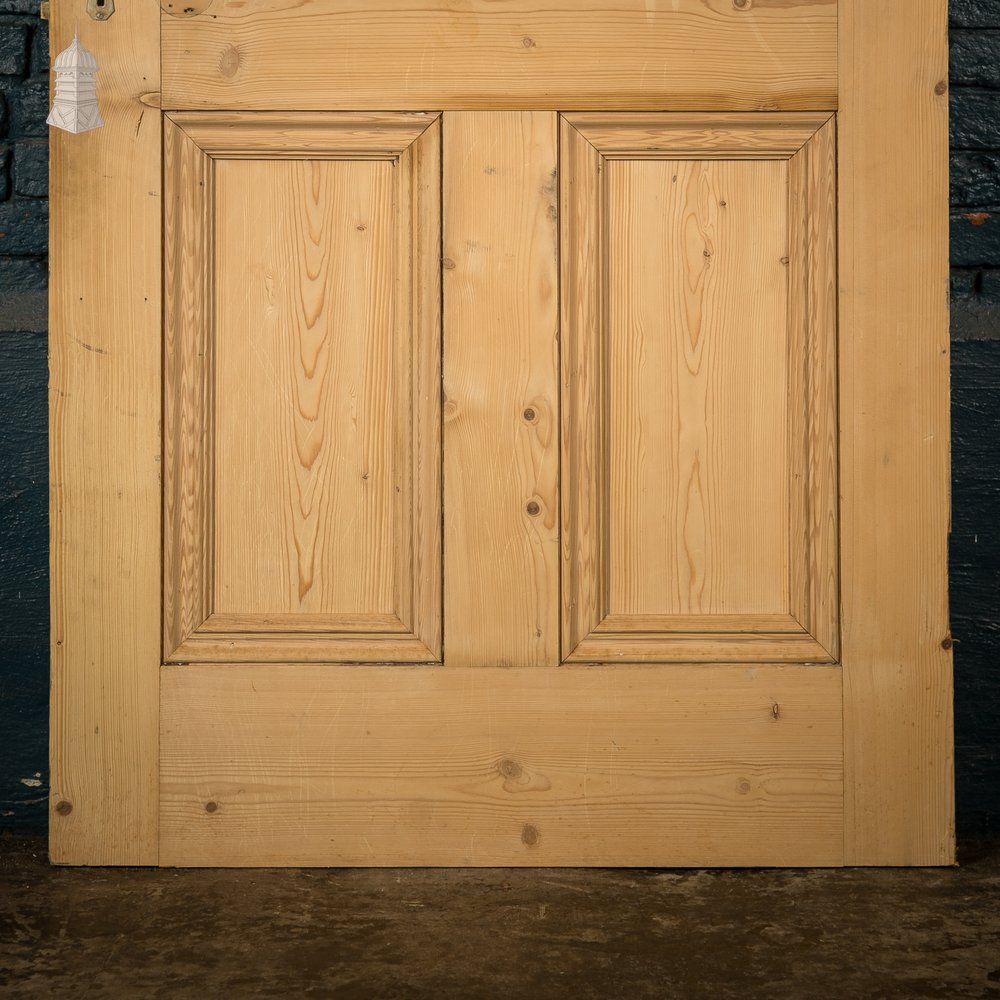 4-Panel Pine Door