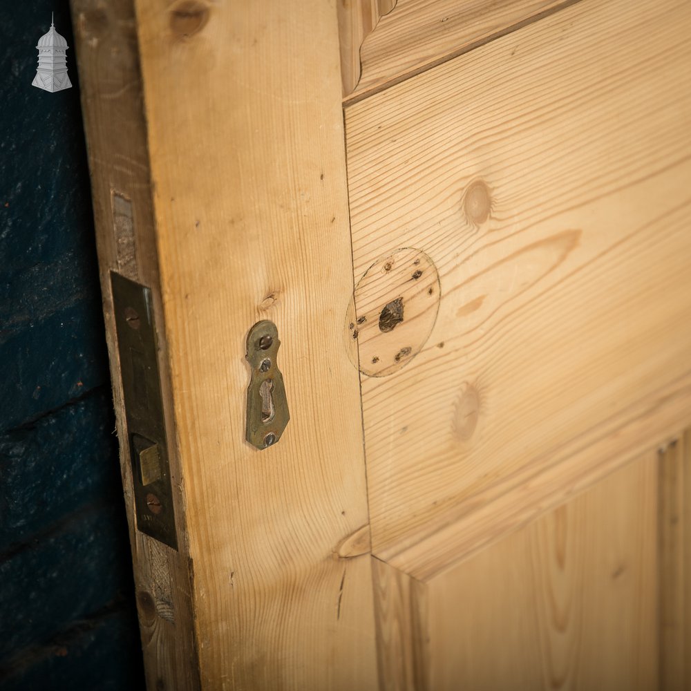 4-Panel Pine Door