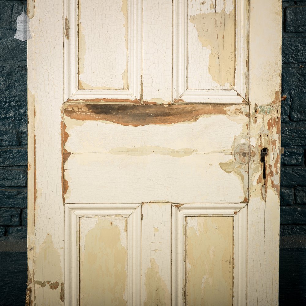 moulded 4 panel door