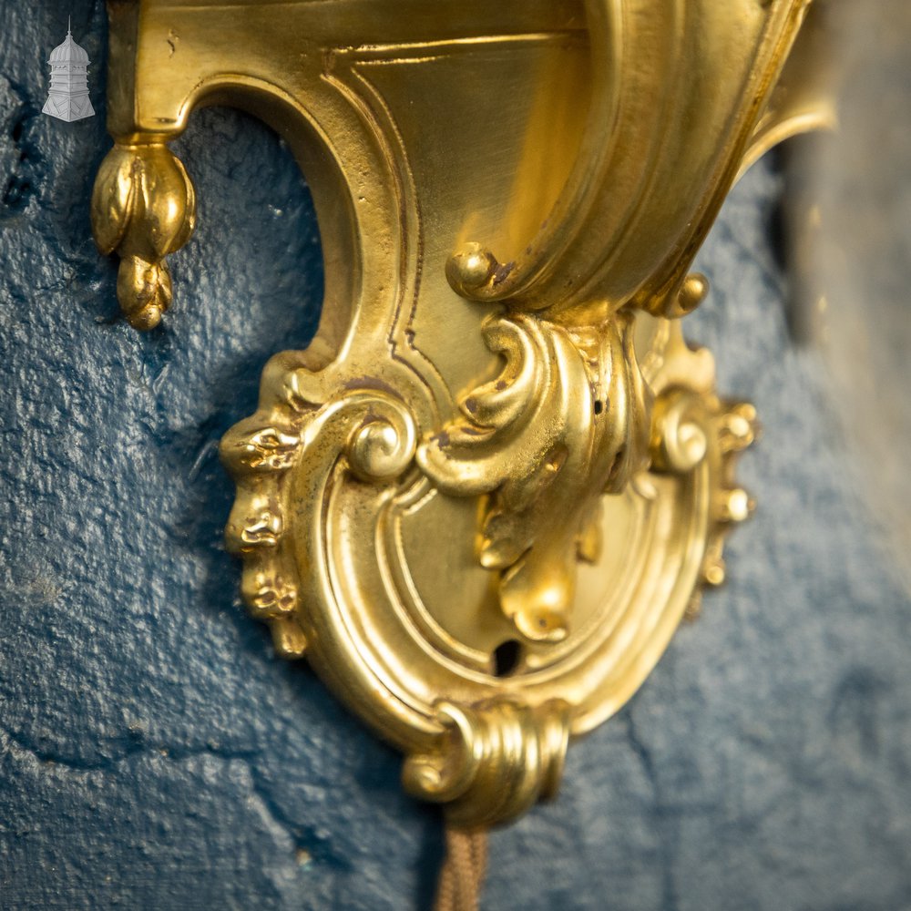 Rococo-style Wall Sconce Lamp, Cut Glass Shade