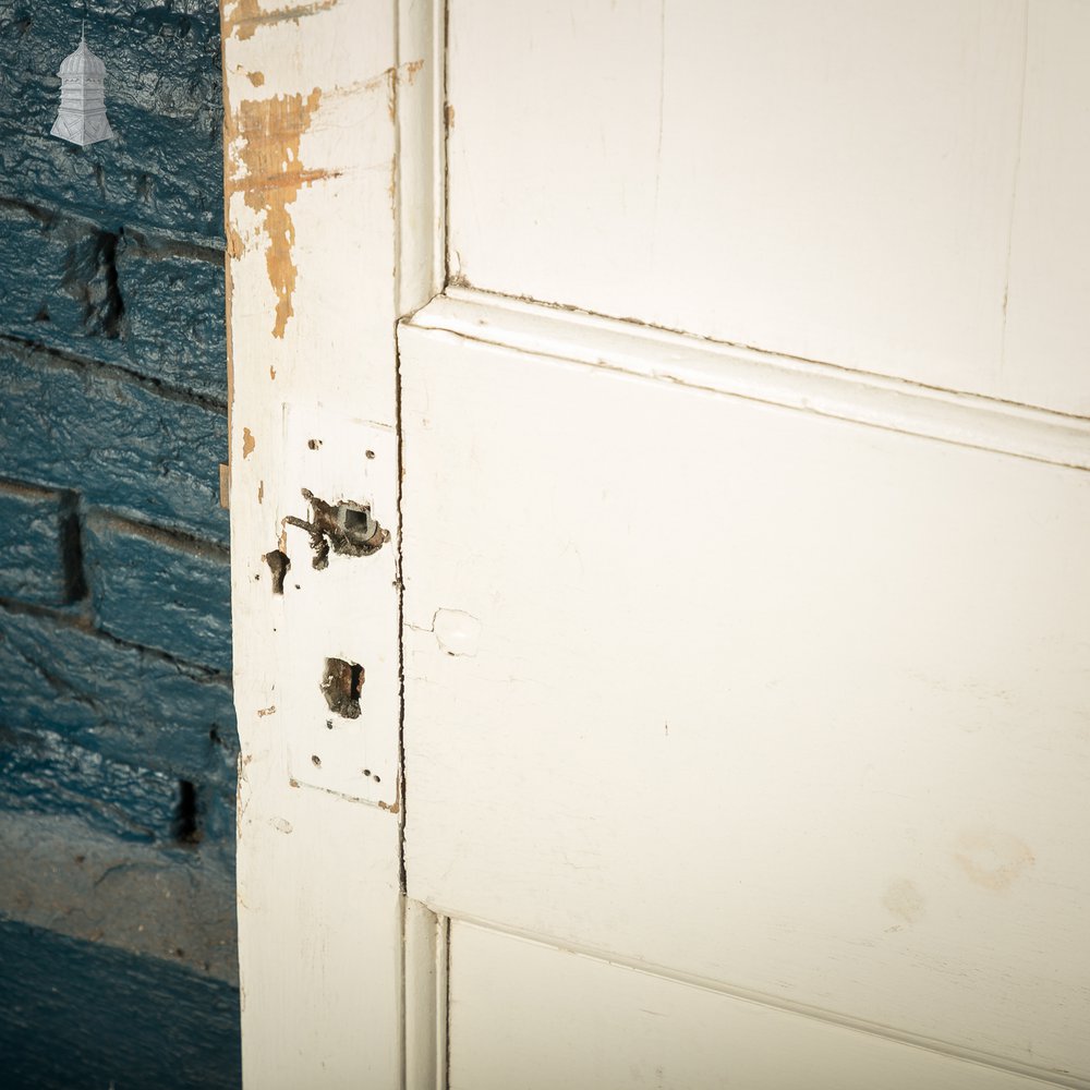 Moulded 4-panel Door, Distressed White Painted Finish