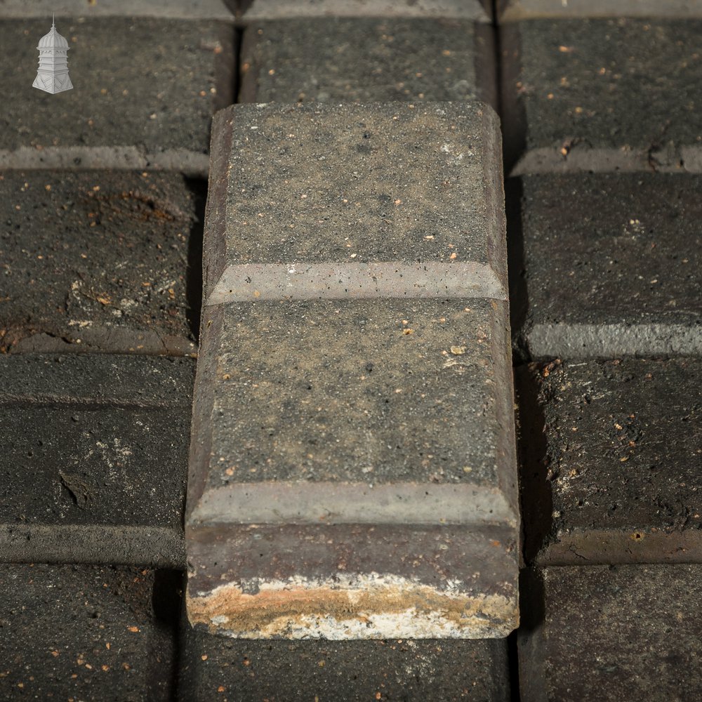 Reclaimed Stable Bricks, 270 Pavers, Staffordshire Blue 2 Block