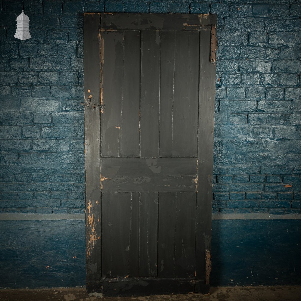 4-Panel Door, Suffolk Latch, Original Hinges