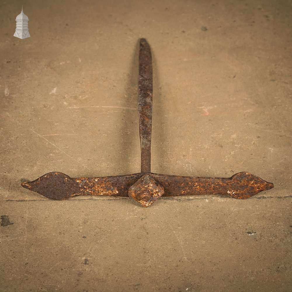 Spearhead Patress Plate and Fixing Arm.