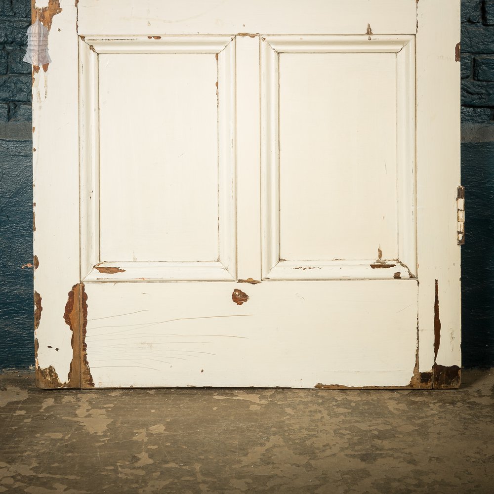 6-Panel Door, Faux Woodgrain & Distressed White Paint Finish