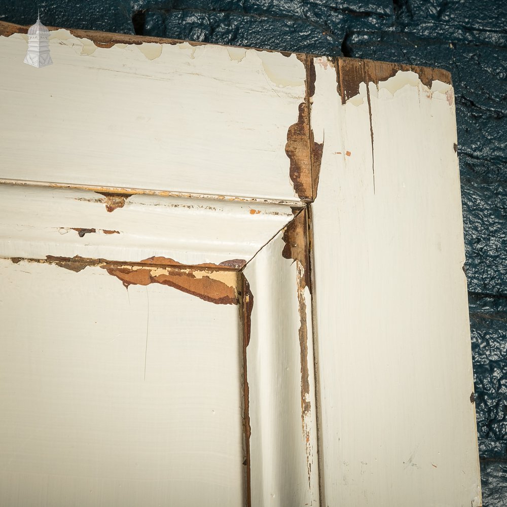6-Panel Door, Faux Woodgrain & Distressed White Paint Finish