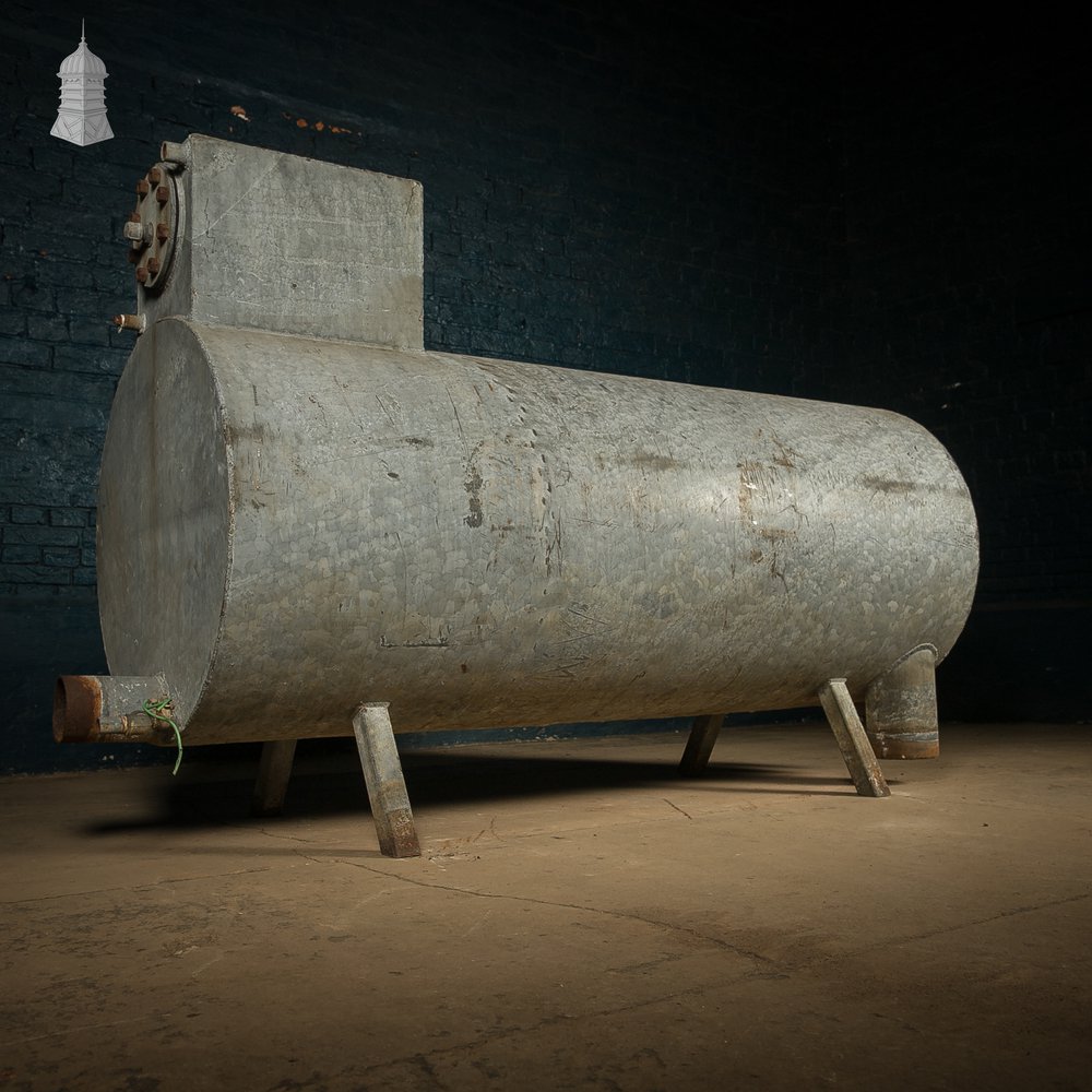 Pressure Tank with Horizontal Cylindrical Body.