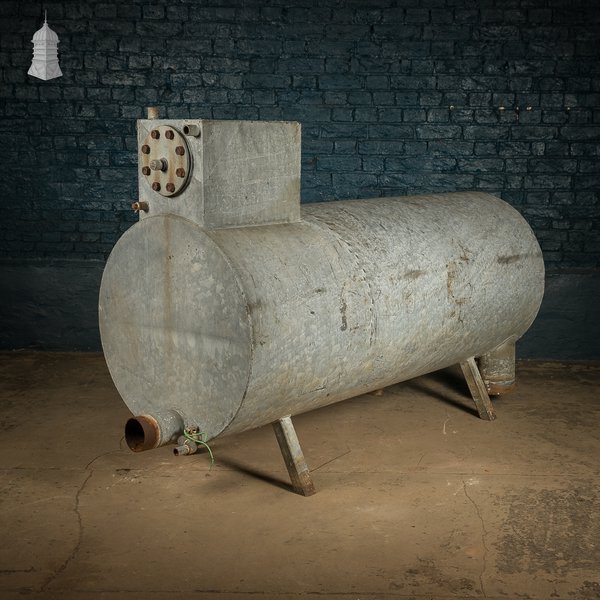 Pressure Tank with Horizontal Cylindrical Body.