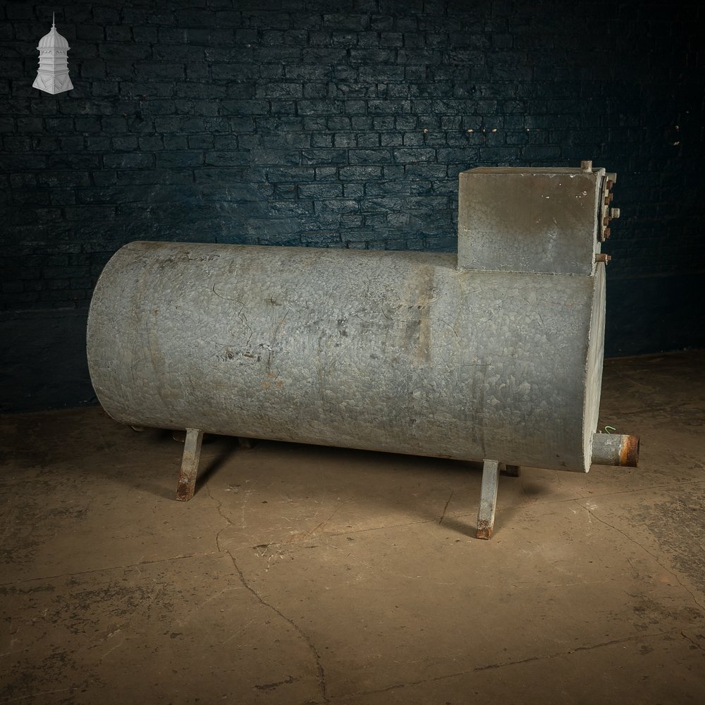 Pressure Tank with Horizontal Cylindrical Body.