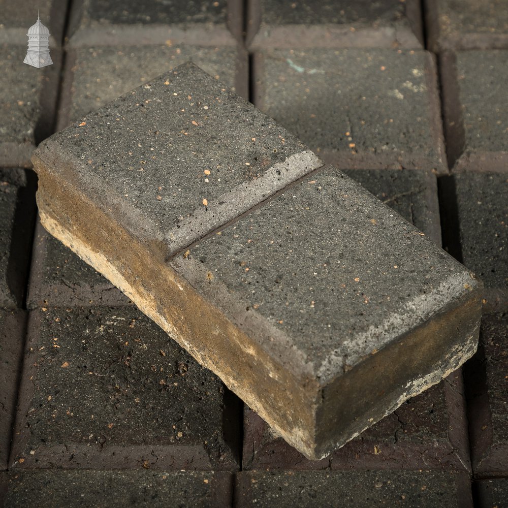 Reclaimed Stable Bricks, 270 Pavers, Staffordshire Blue 2 Block