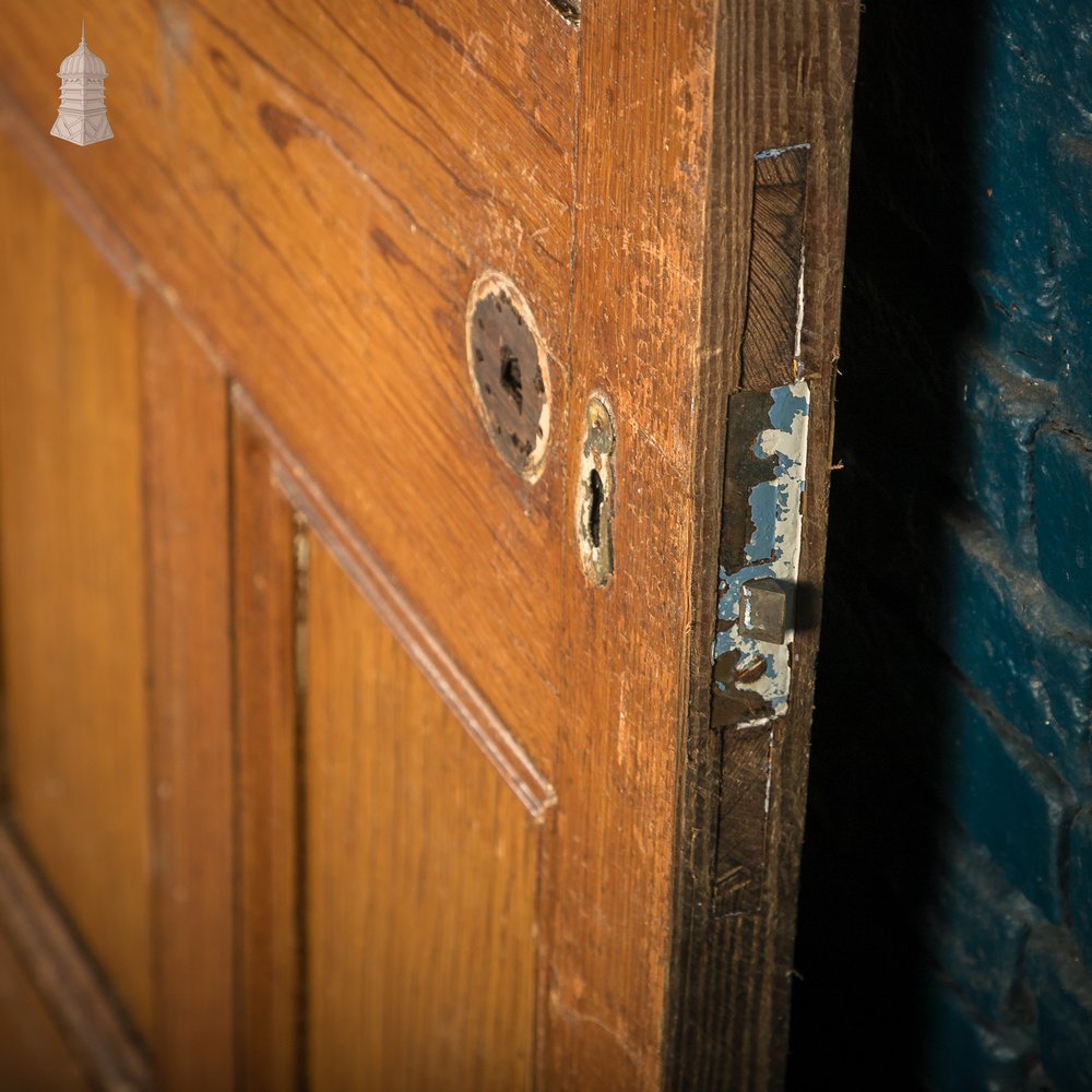 Moulded 6-Panel Door