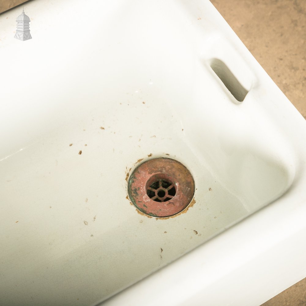 Belfast / Butler Sink, Worn finish, Weir Overflow, Tywfords