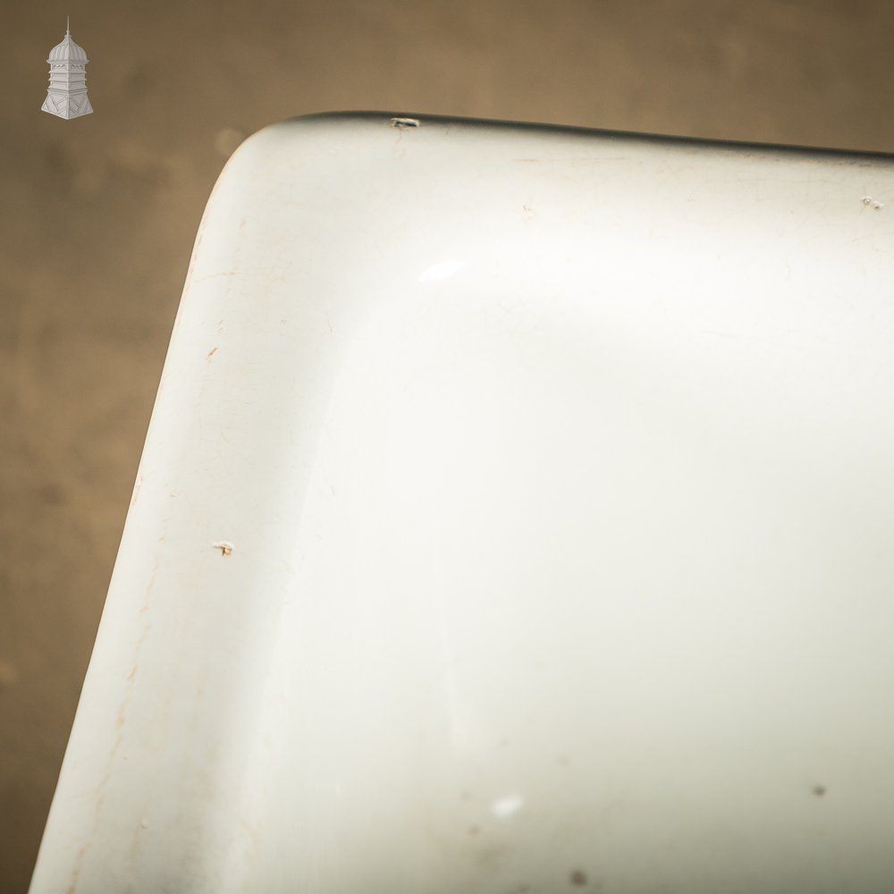 Belfast / Butler Sink, Worn finish, Weir Overflow, Tywfords
