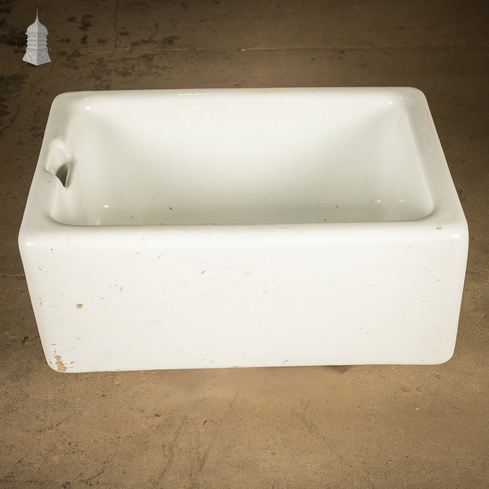Belfast / Butler Sink, Worn finish, Weir Overflow, Tywfords