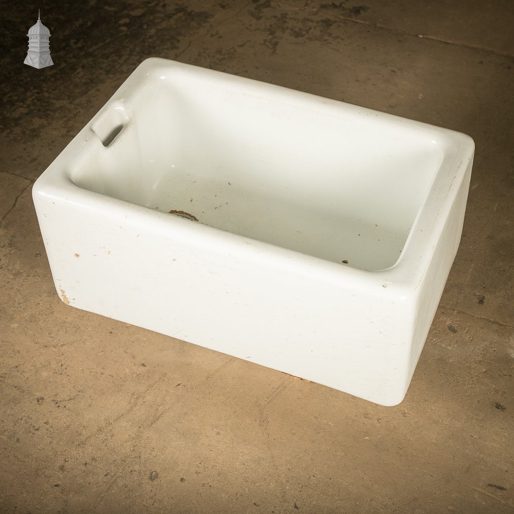 Belfast / Butler Sink, Worn finish, Weir Overflow, Tywfords