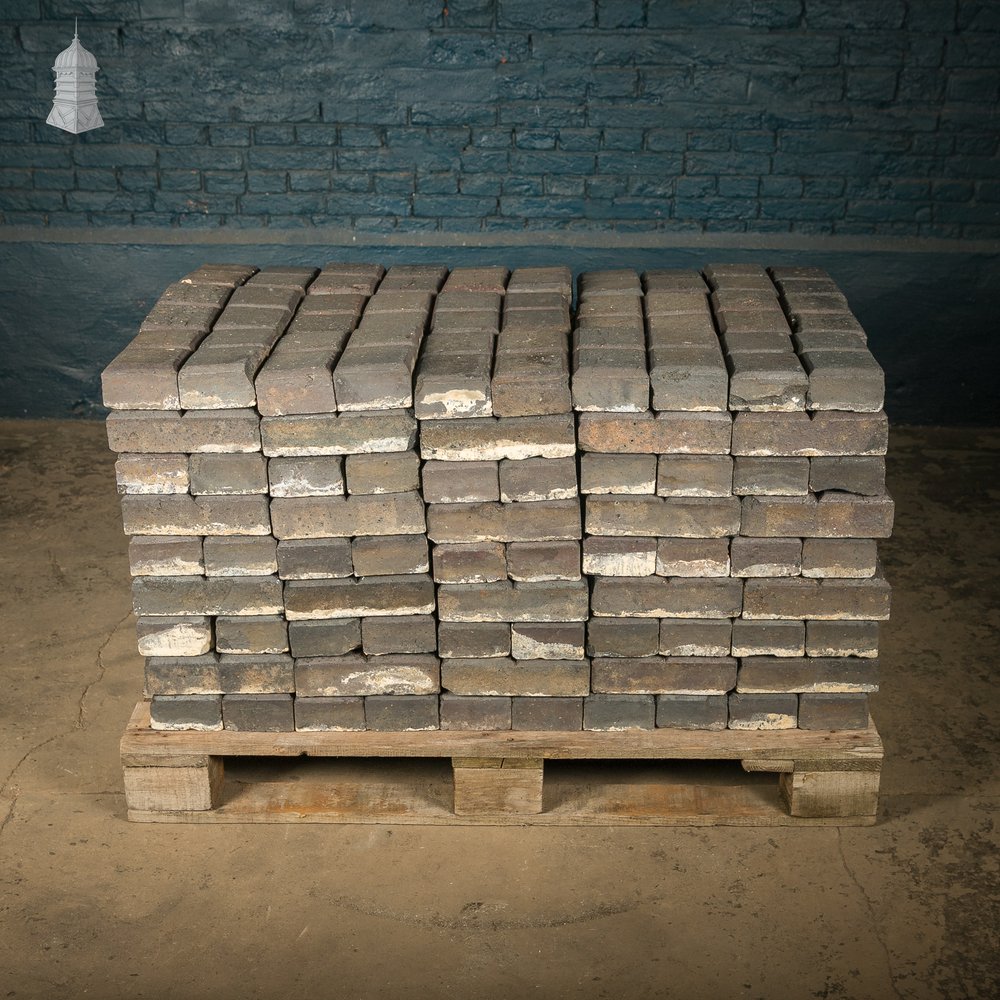 Reclaimed Stable Bricks, 270 Pavers, Staffordshire Blue Doubles