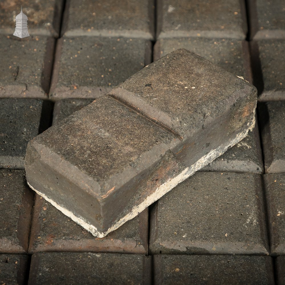 Reclaimed Stable Bricks, 270 Pavers, Staffordshire Blue Doubles