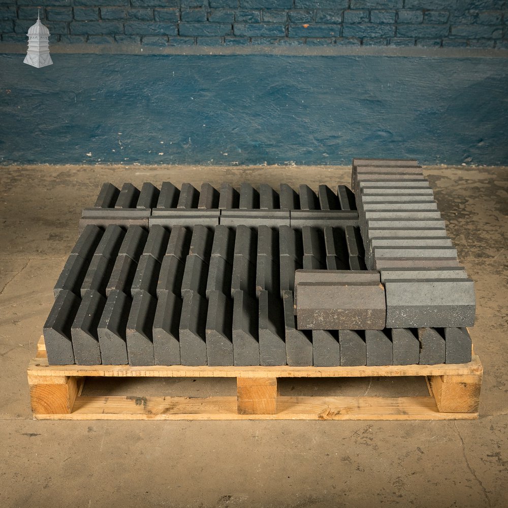 Plinth Stretcher Bricks, Reclaimed, Staffordshire Blue