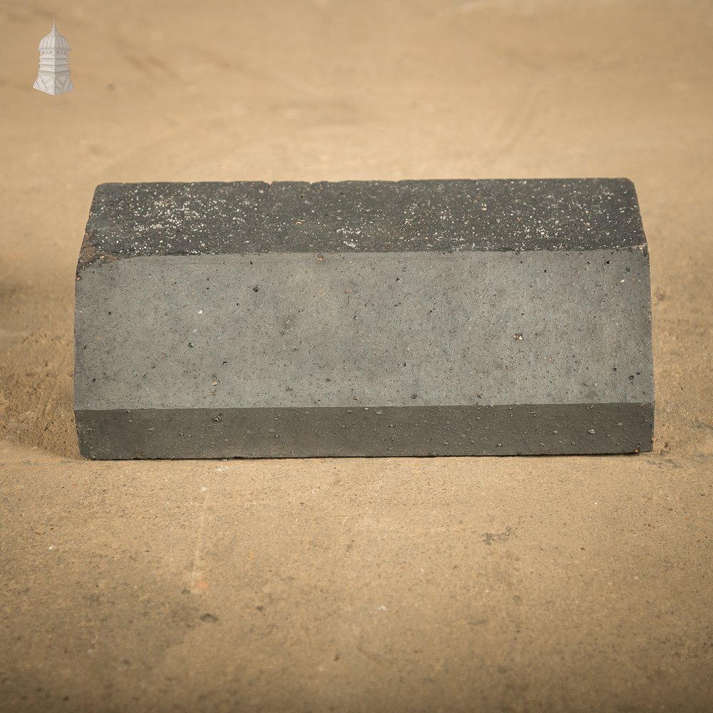 Plinth Stretcher Bricks, Reclaimed, Staffordshire Blue