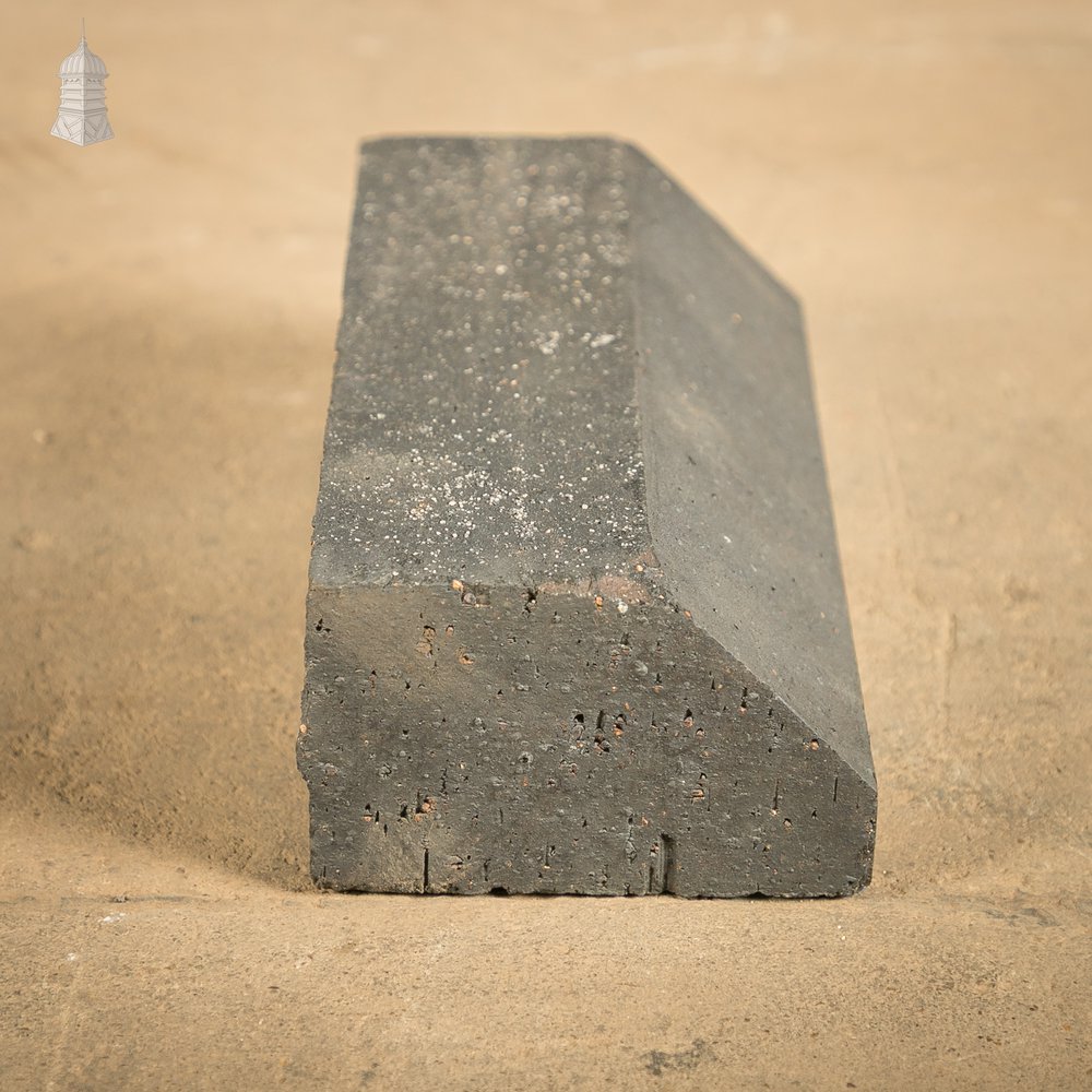 Plinth Stretcher Bricks, Reclaimed, Staffordshire Blue