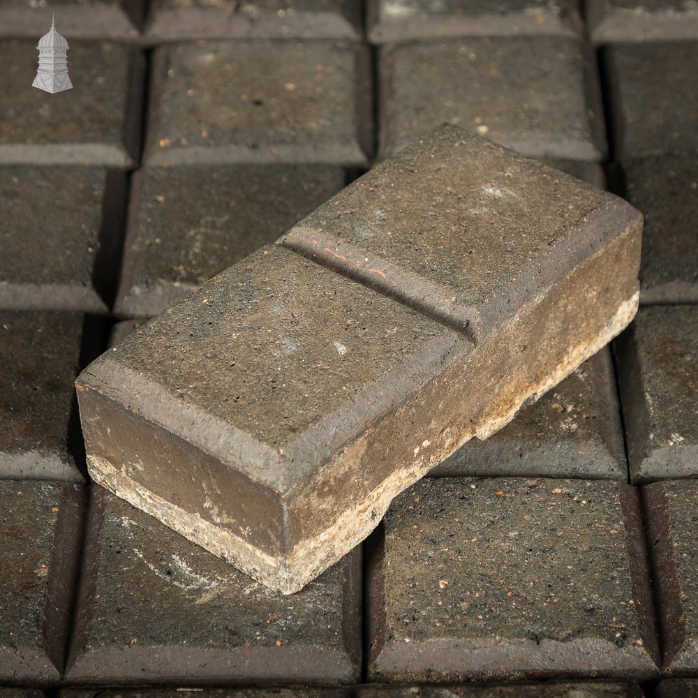 Reclaimed Stable Bricks, 270 Pavers, Staffordshire Blue Doubles