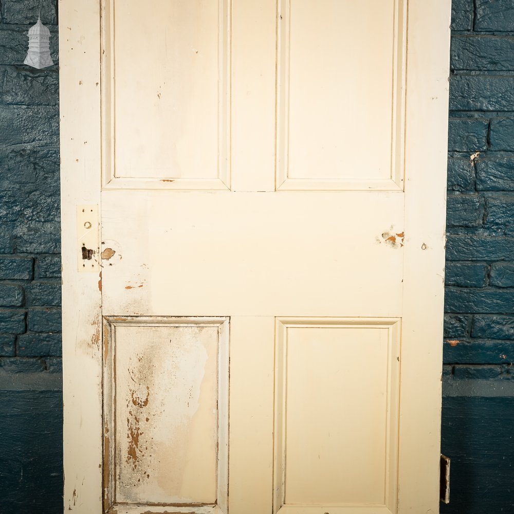 6-Panel Moulded Door – White Painted, Classic Layout