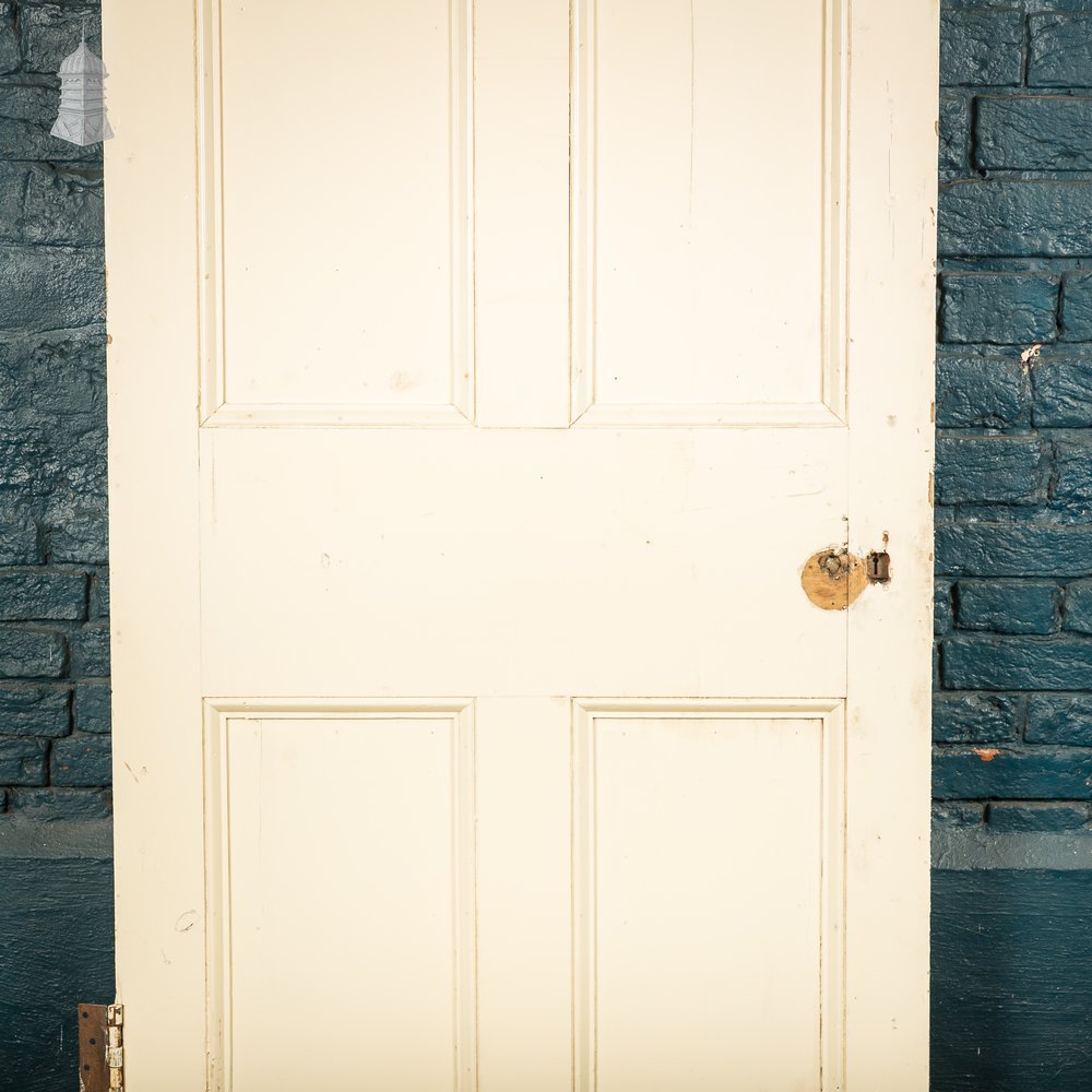 6-Panel Moulded Door – White Painted, Classic Layout