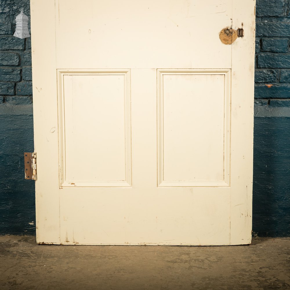 6-Panel Moulded Door – White Painted, Classic Layout