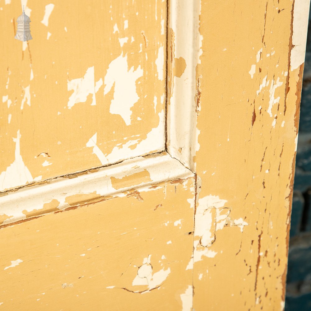 Reclaimed Moulded 6 Panel Door – Distressed White & Cream