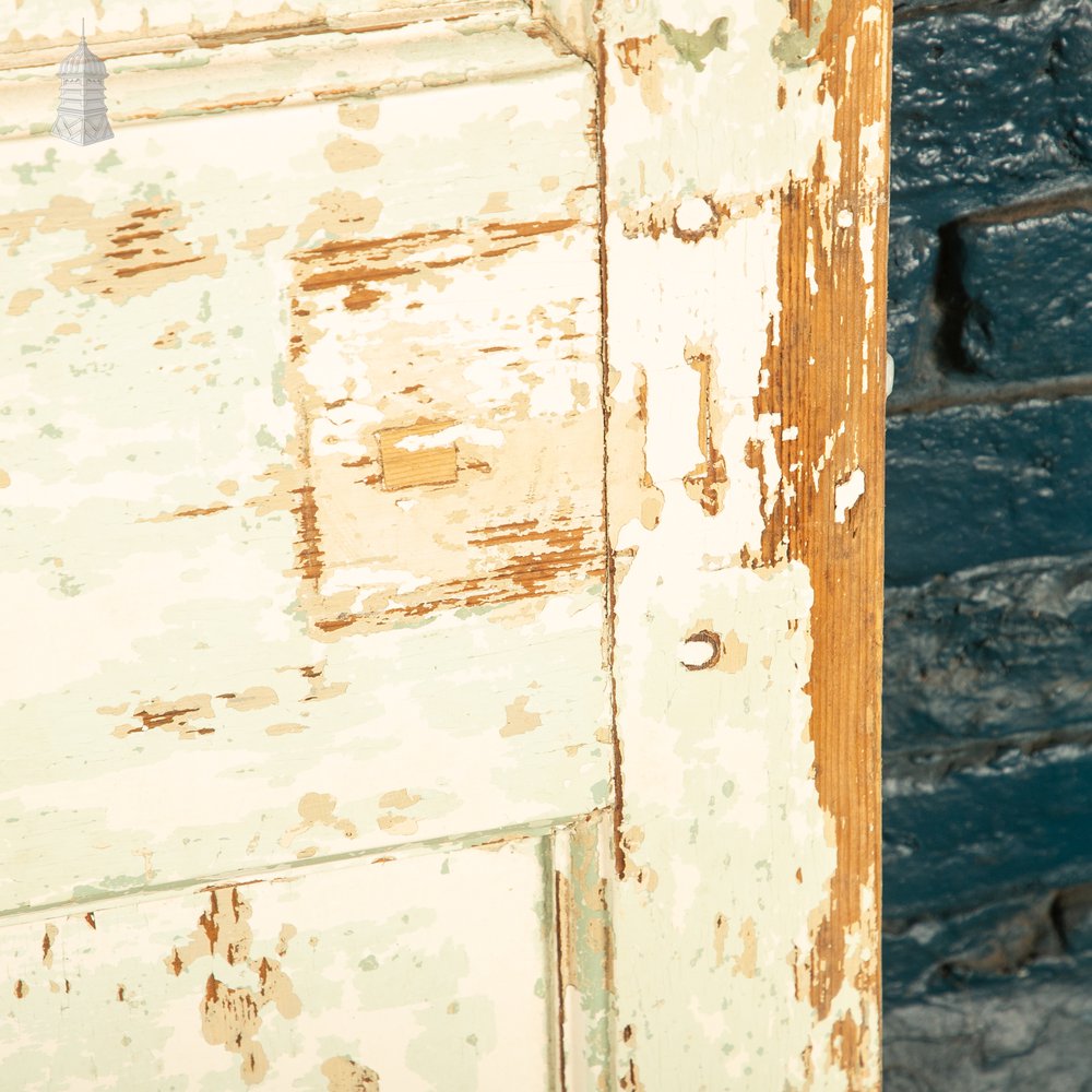 Reclaimed Moulded 6 Panel Door – Distressed White & Cream