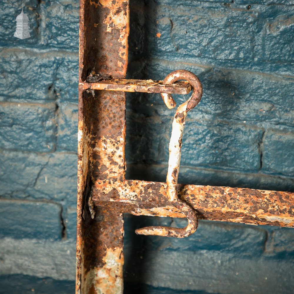 6-Bar Metal Estate Gate