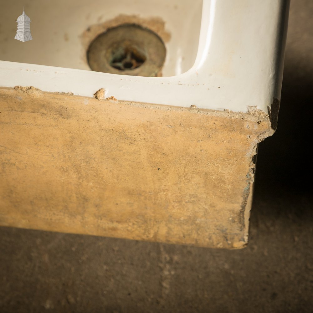 Cane & White Glazed Belfast-Style Sink